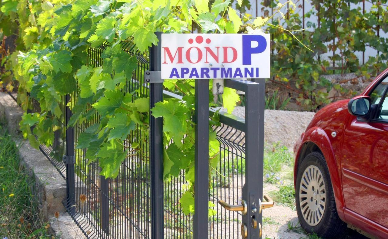 Apartments Mond Gornji Karin Kültér fotó