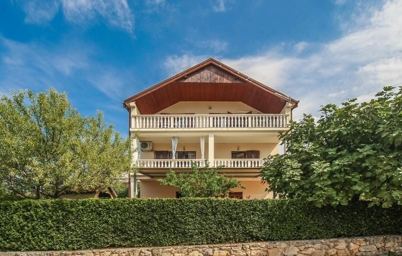 Apartments Mond Gornji Karin Kültér fotó