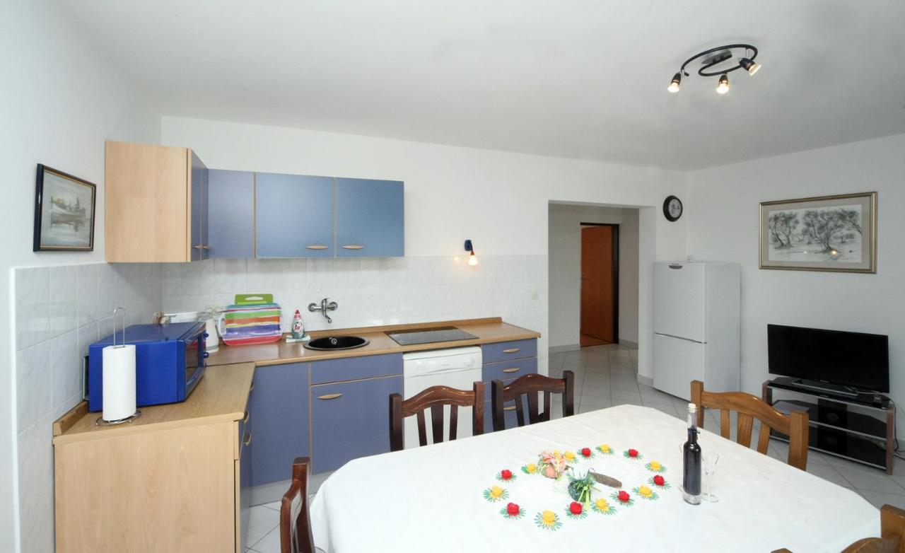 Apartments Mond Gornji Karin Kültér fotó